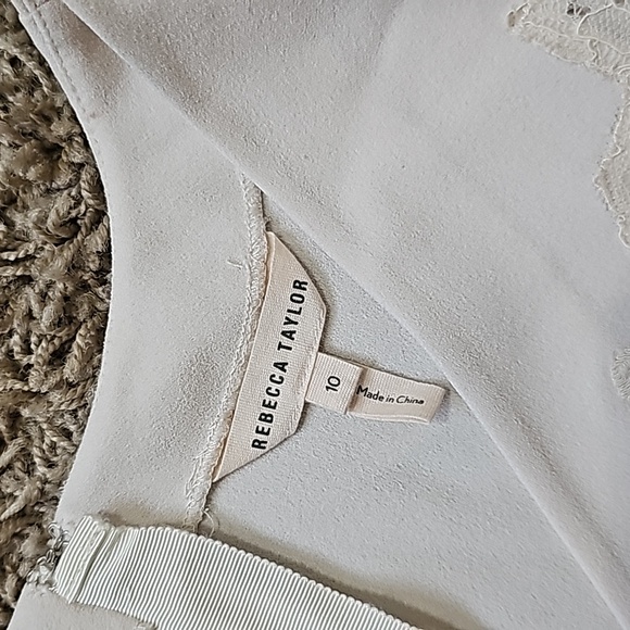 Rebecca Taylor Top Crepe Lace Inset Blouse Scallop Vneck Sz 10 Pleats Peplum - Picture 3 of 8